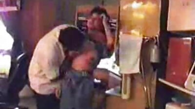 Patsidega blond näitab meile seksi ajal oma vastupidavust