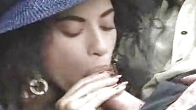 Kuum amatöör-beib seksib oma töökaaslasega tööajal